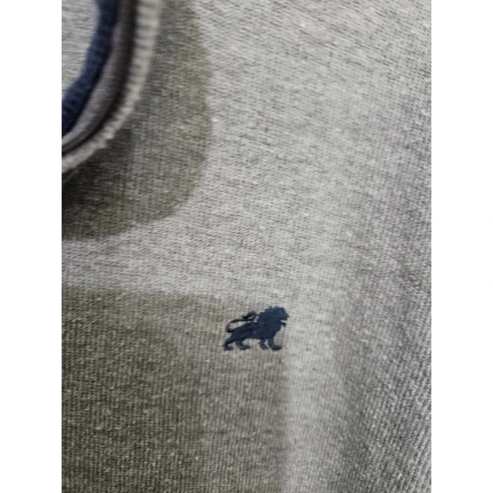 Old Navy Mens XXL Heather Gray Quarter Zip Sweater Lion Crest Mock Neck Pullover
